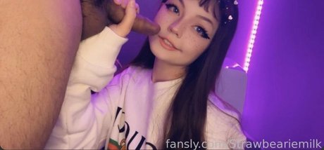 Strawberrymillk beautiful model archive