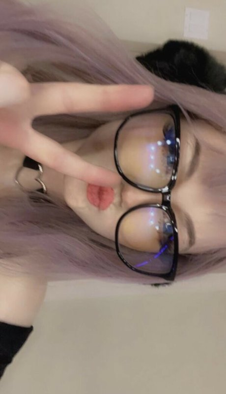 Strawberrymillk star hot pic