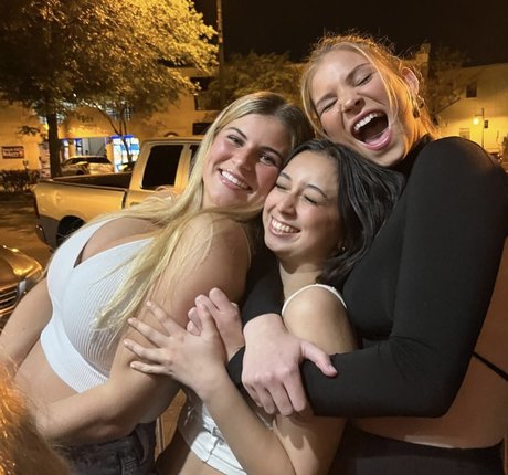 emo girls onlyfans free nude photo