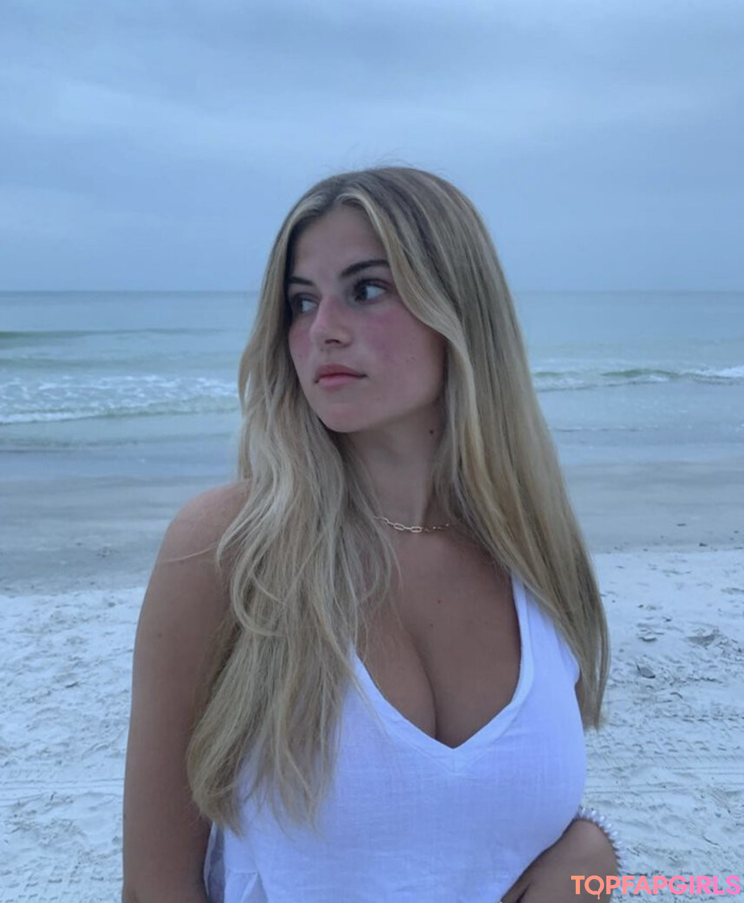 Shea O sexy model photo