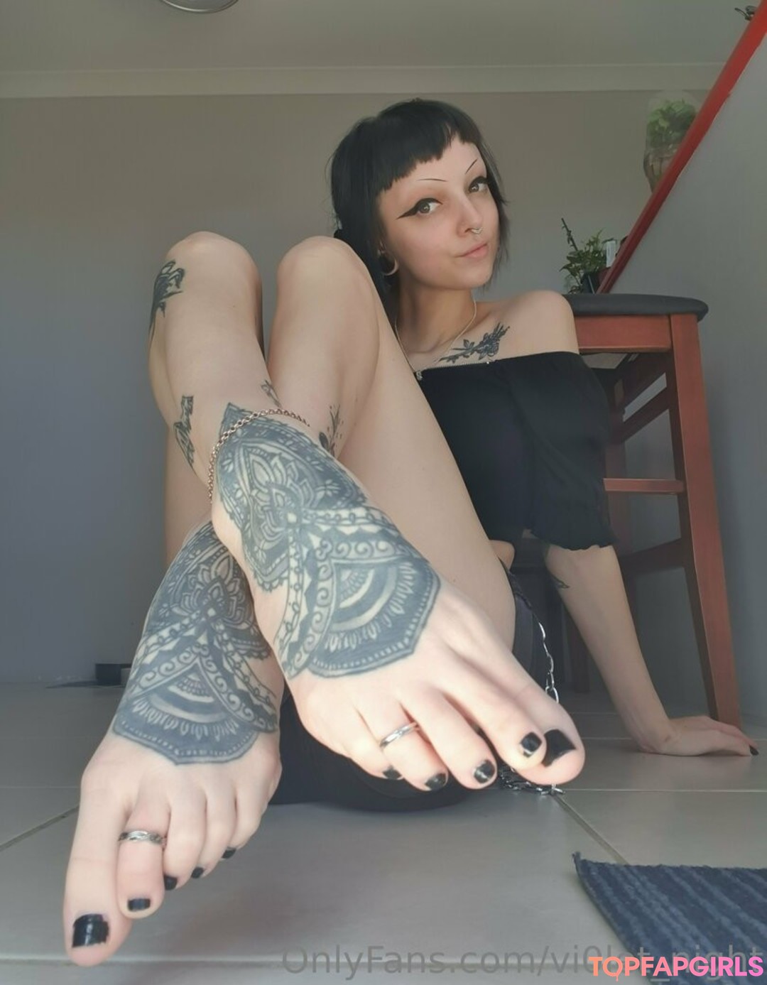 vi0let night xxx star pictures