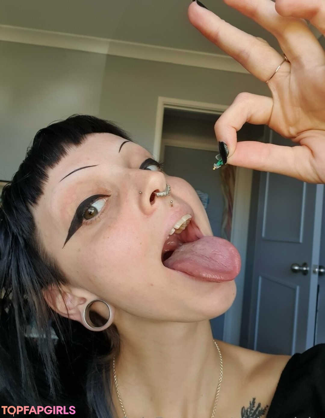 shemale handjob onlyfans perfect galleries