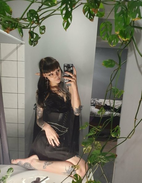 pool threesome onlyfans hot sexy img