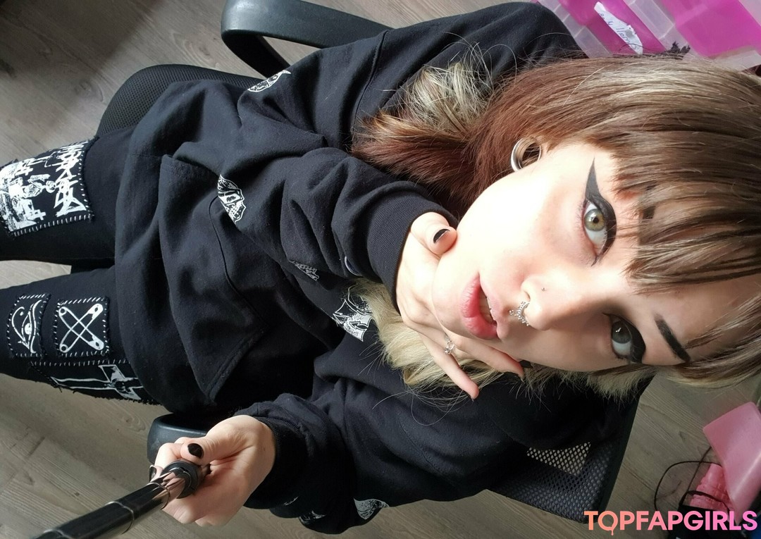 nude outdoor onlyfans porn photos