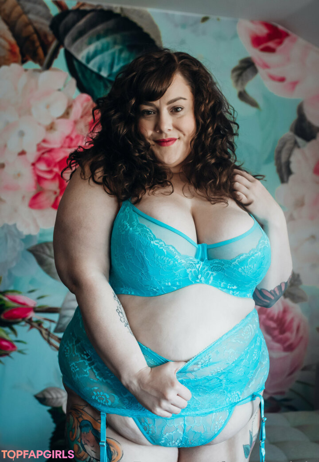 curvy star onlyfans sexy naked images