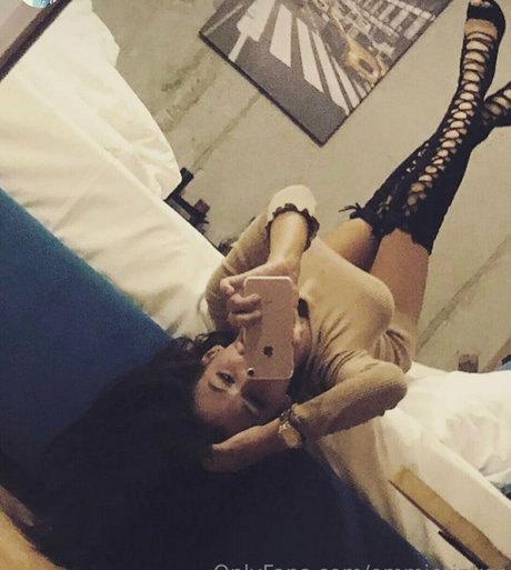 college teacher onlyfans naked pictures