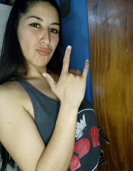 vickiita pretty star picture