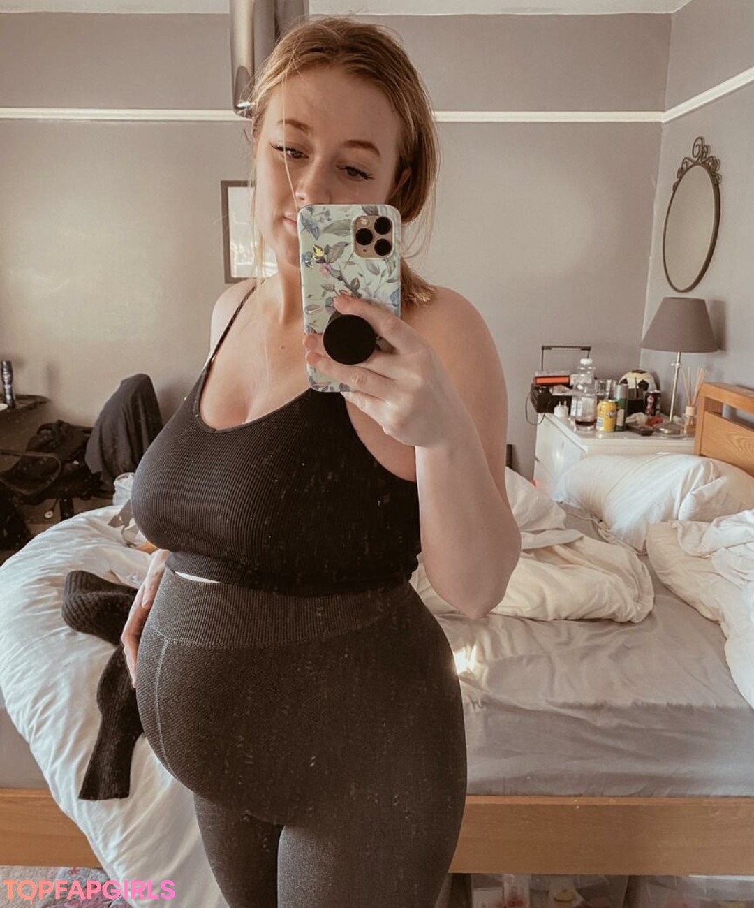 white shemale onlyfans sexy pics