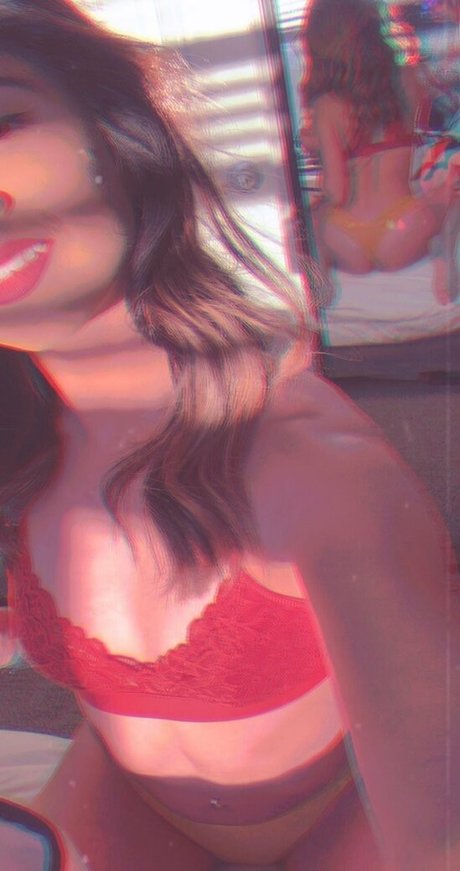 AdrianaSkye pornstar beautiful pic