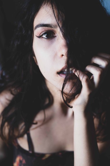 Michevla hd model gallery