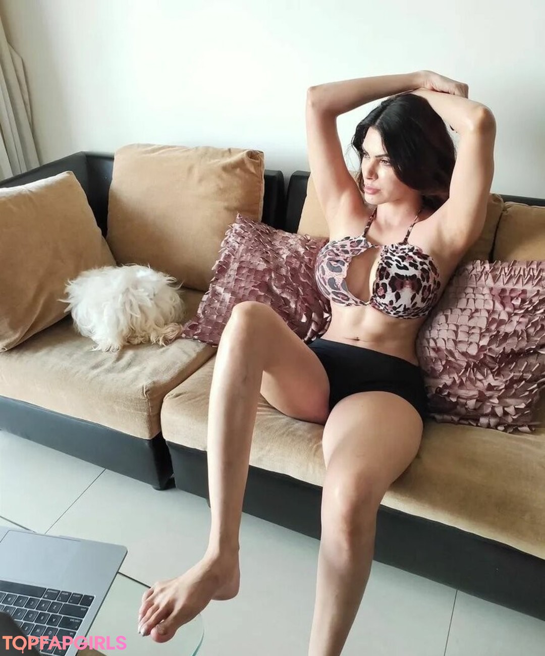 Sherlyn Chopra perfect model archive