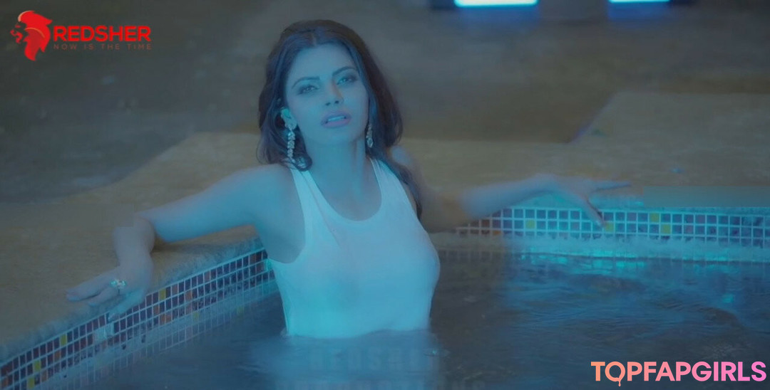Sherlyn Chopra naked model pic