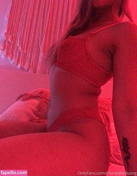 msnatalieduong sexy actress img