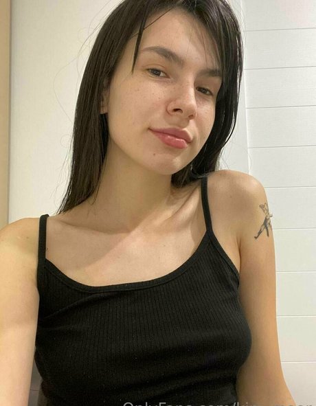 Kim Moor hot actress picture