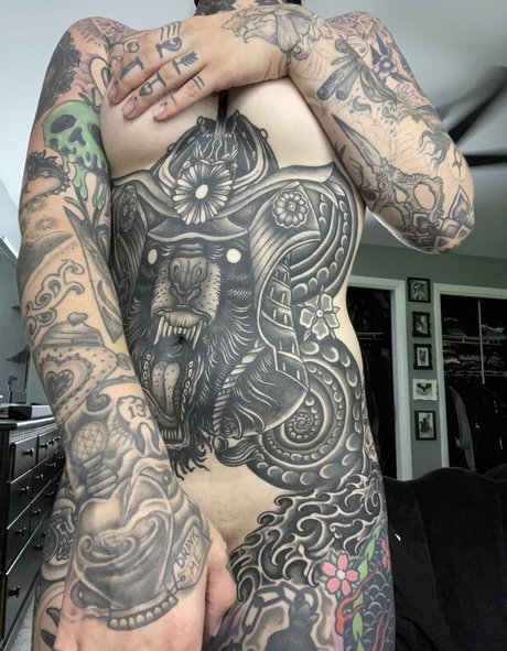 Fallenmoon13 star porn photo