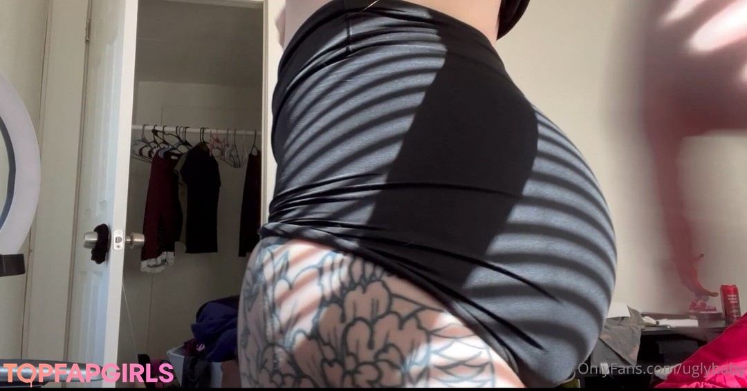 Uglybaby porn model archive