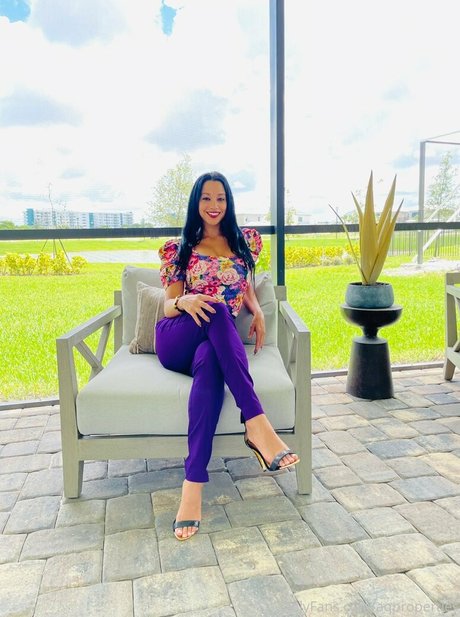 Abella Anderson star free picture