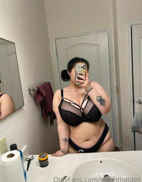 mature lingerie onlyfans nudes pictures