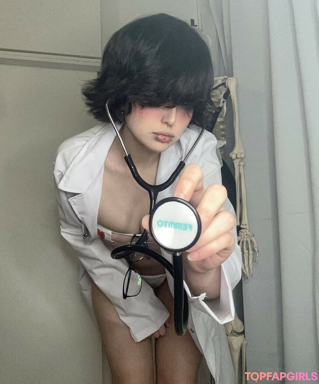 sisters onlyfans sexy nudes pic