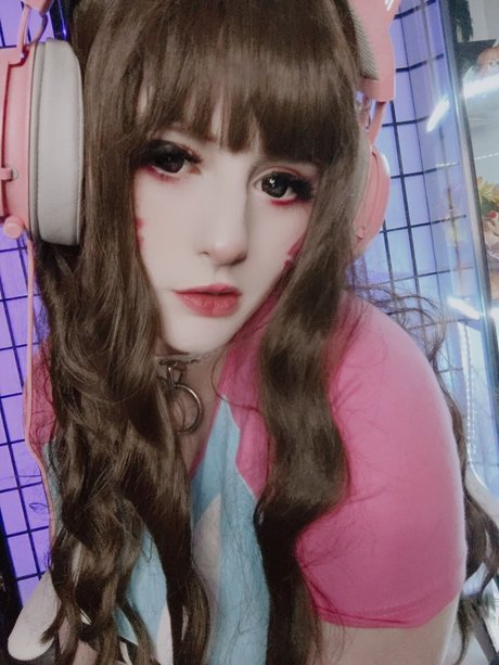 busty teen onlyfans free xxx photo