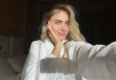 extreme squirt onlyfans porn pic