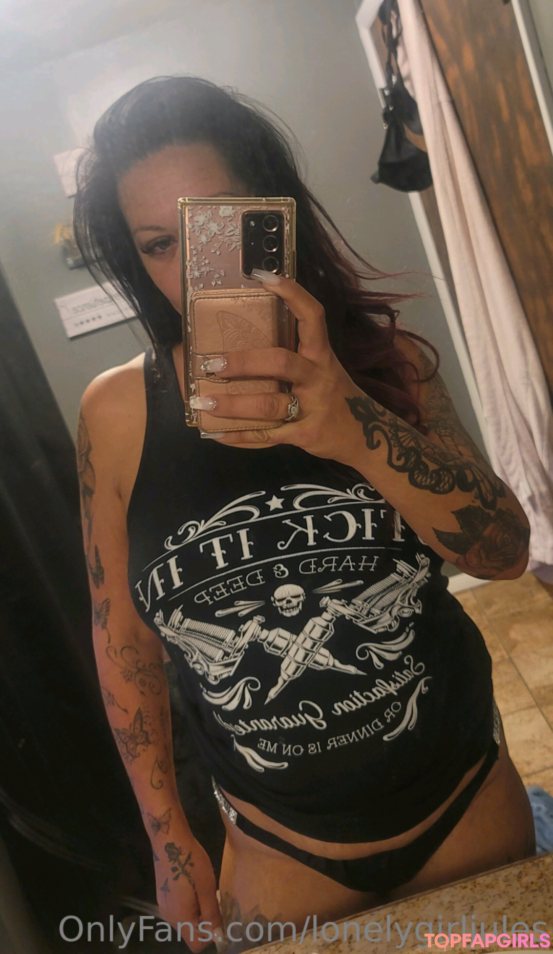 Lonelygirljules erotic star pics