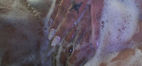 Lonelygirljules xxx pornstar image