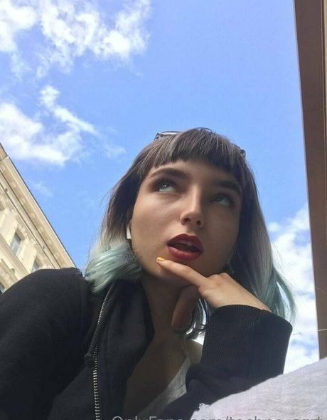 redhead threesome onlyfans hot sex pictures