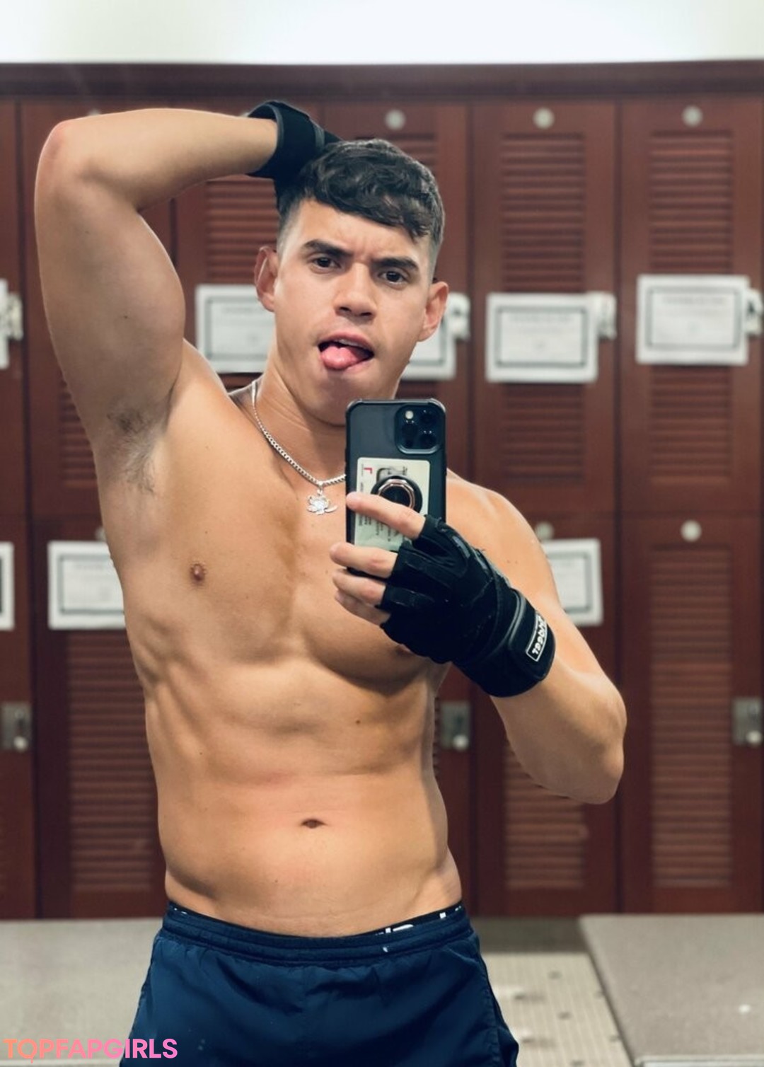 oliverhuntxxx naked model galleries