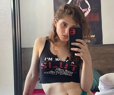 Helmet Girl sex star img