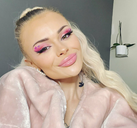 busty bbw onlyfans free sexy image