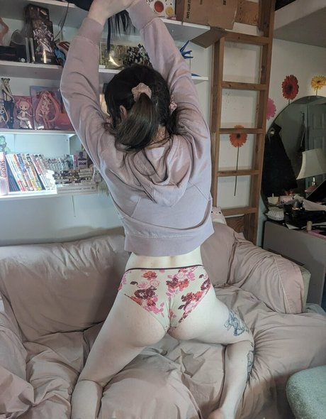 black hair milf onlyfans xxx pic