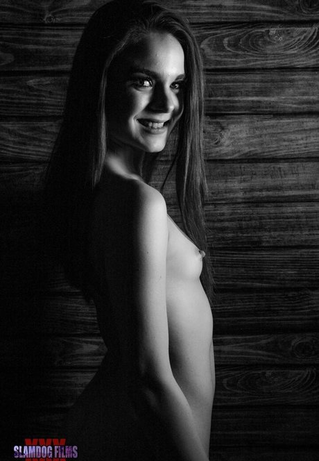 brunette petite onlyfans erotic img