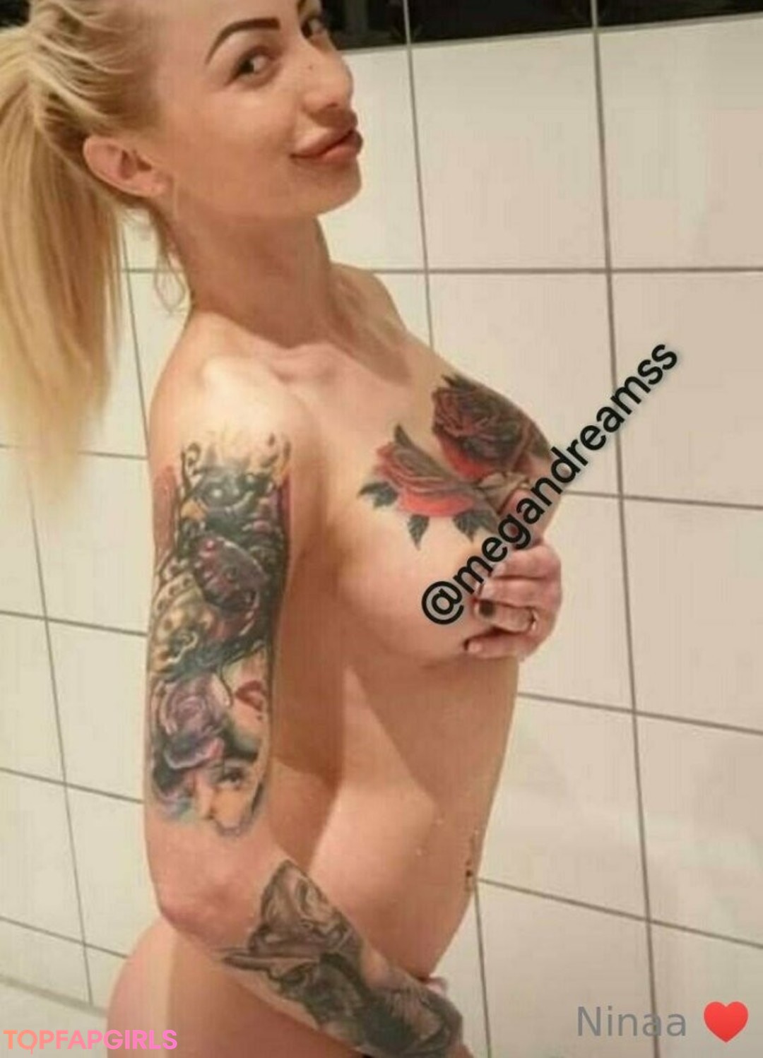 onlyninaaa model porn pics