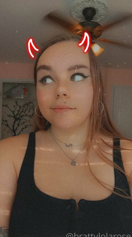 brattylolarose09 model hd photos