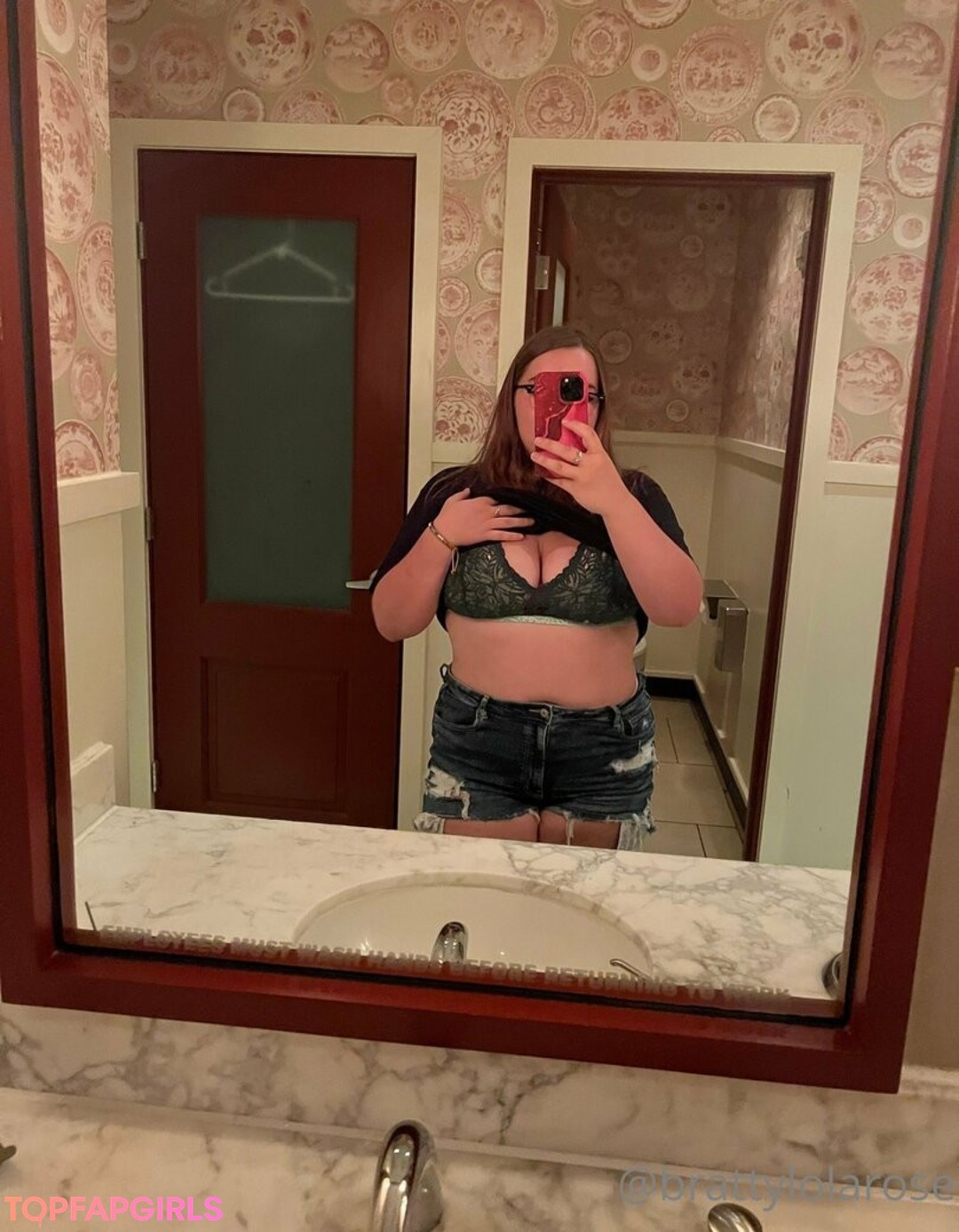 brattylolarose09 nudes star pic