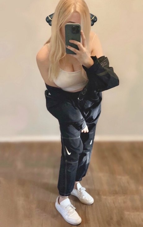 bbc footjob onlyfans hot xxx img