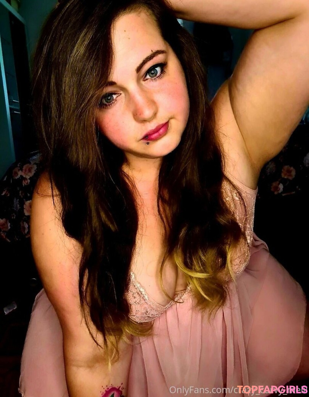 crazy curvy melii model nice photo