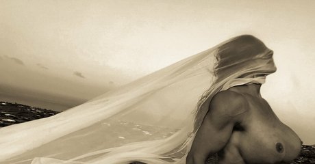 ebony squirt onlyfans pretty pic