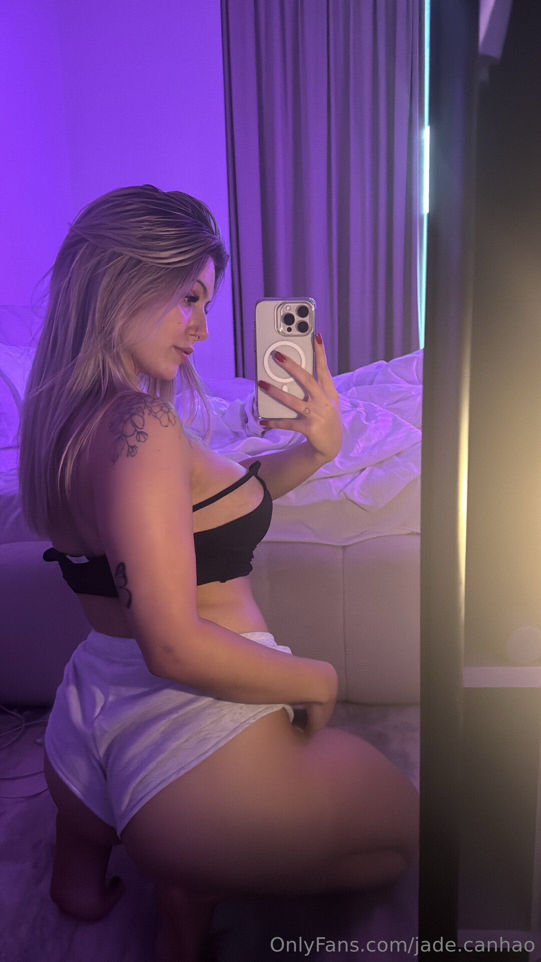 jade canhao model beautiful gallery