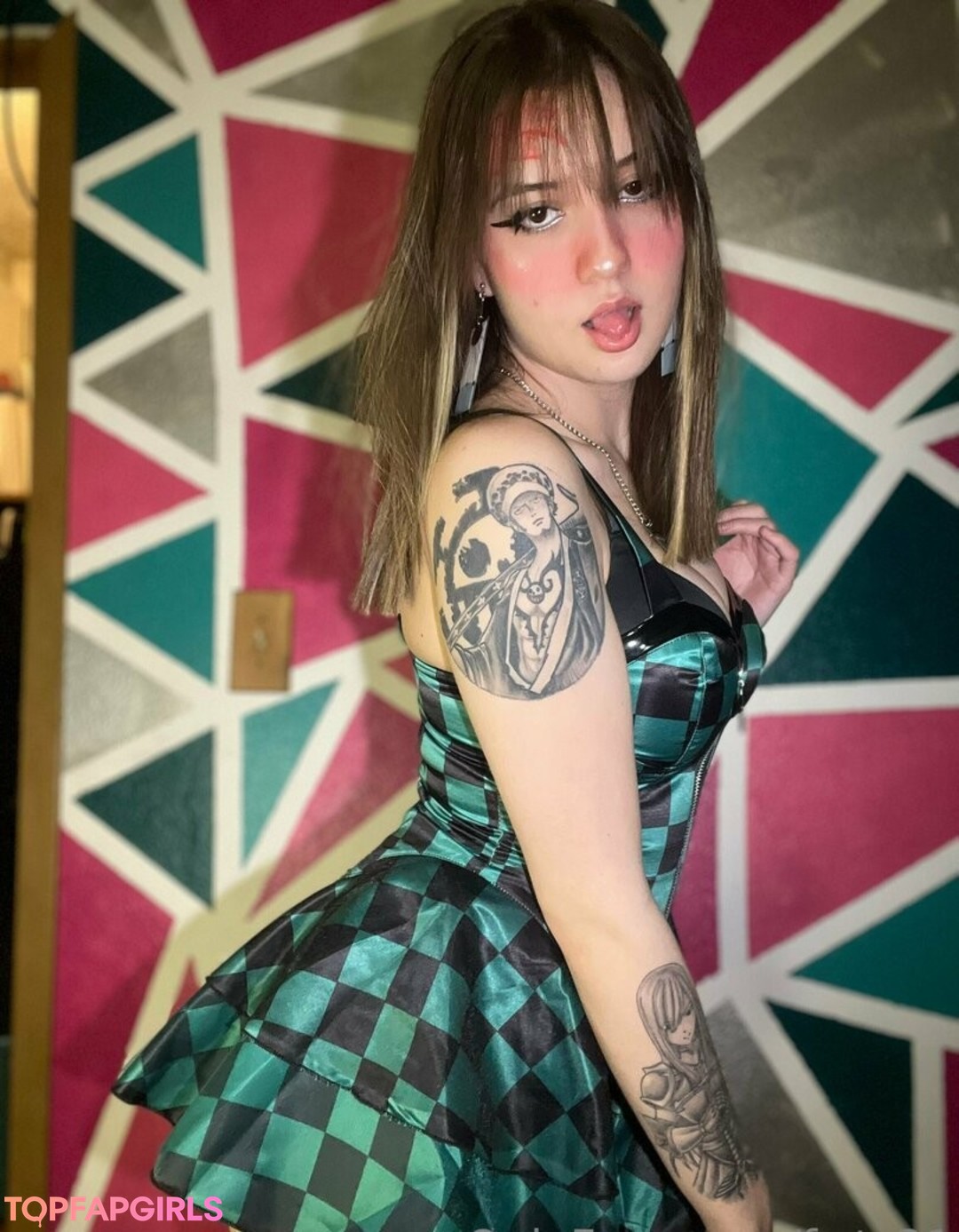 fwtz21 model xxx photos