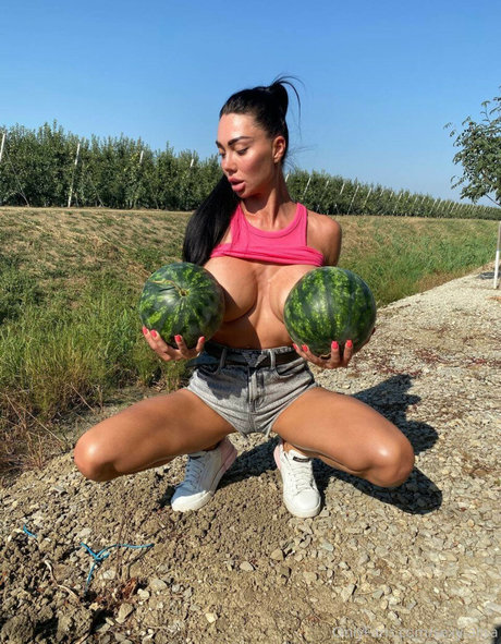 busty bbw onlyfans free xxx picture