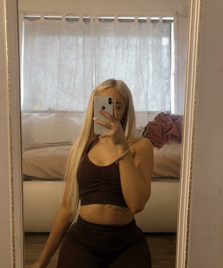 naked yoga onlyfans pretty photos