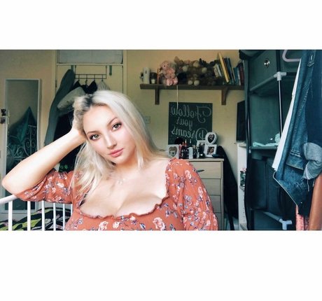 beautiful japanese onlyfans hot gallery