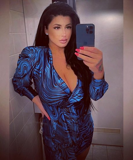 Aldianna hot model galleries