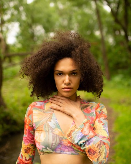 Bebetendre star nudes pics