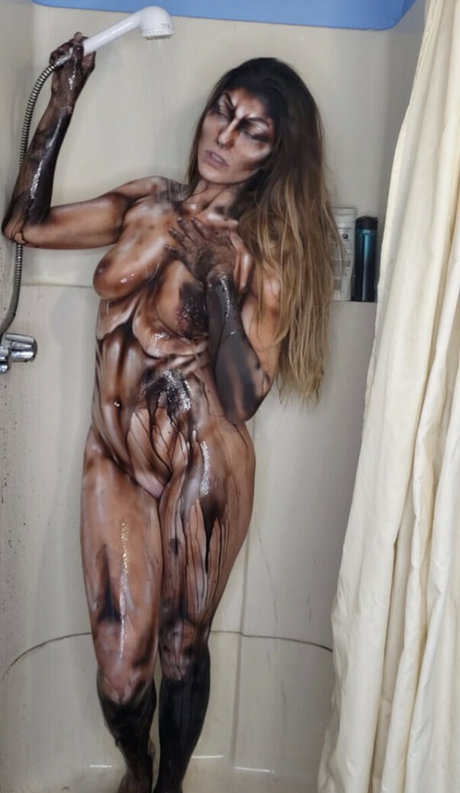 Mypet Monstergirl exclusive actress photo