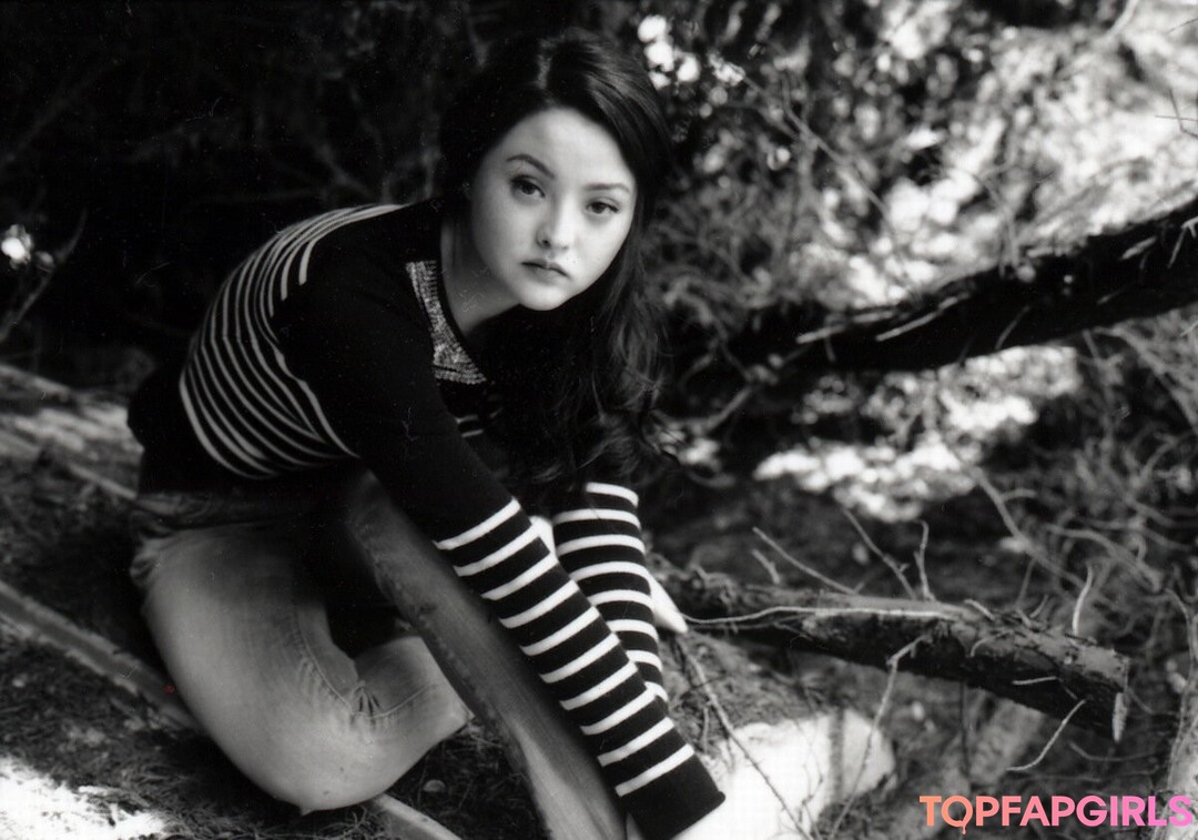 Devon Aoki adult model img