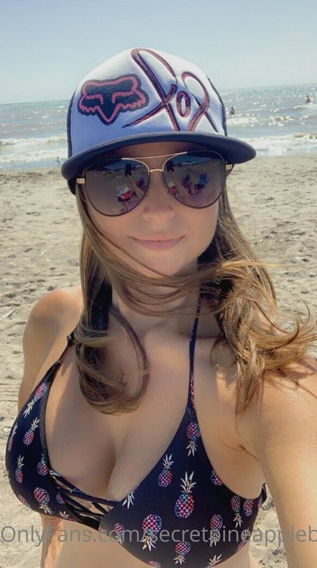 secretpineapplebabe model top picture