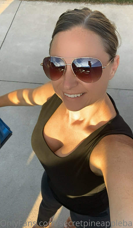 secretpineapplebabe pretty star img